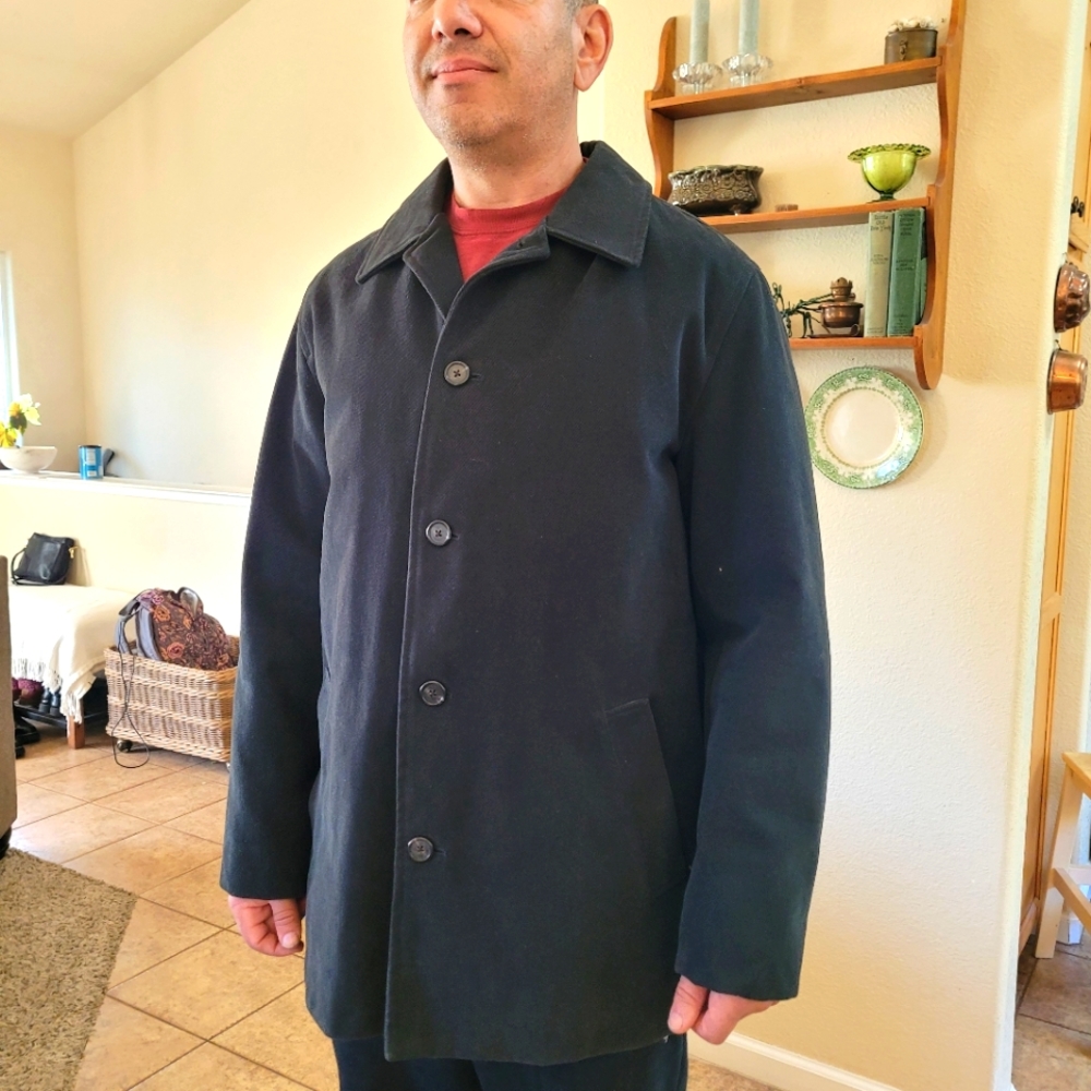 Vintage JCrew Men's medium quilted black coat